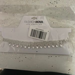 Fashion Nova Diamond Choker